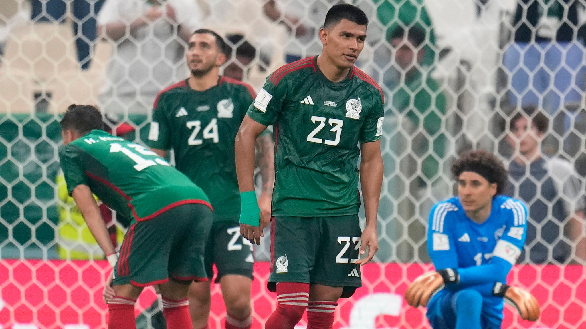 Qatar 2022: Mexico out despite victory over Saudi Arabia
