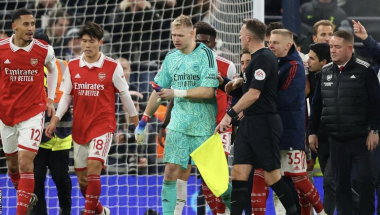 Arsenal Aaron Ramsdale attacked by fan after north London derby