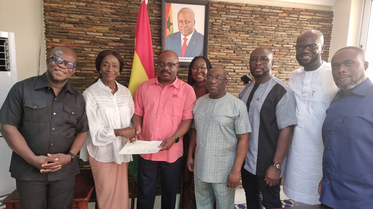Group pays nomination form fee for Mahama in NDC presidential primaries