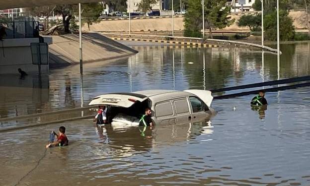 Libya floods: Over 10,000 people missing