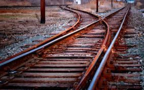 Krodua residents foil railway tracks theft;15 suspects arrested