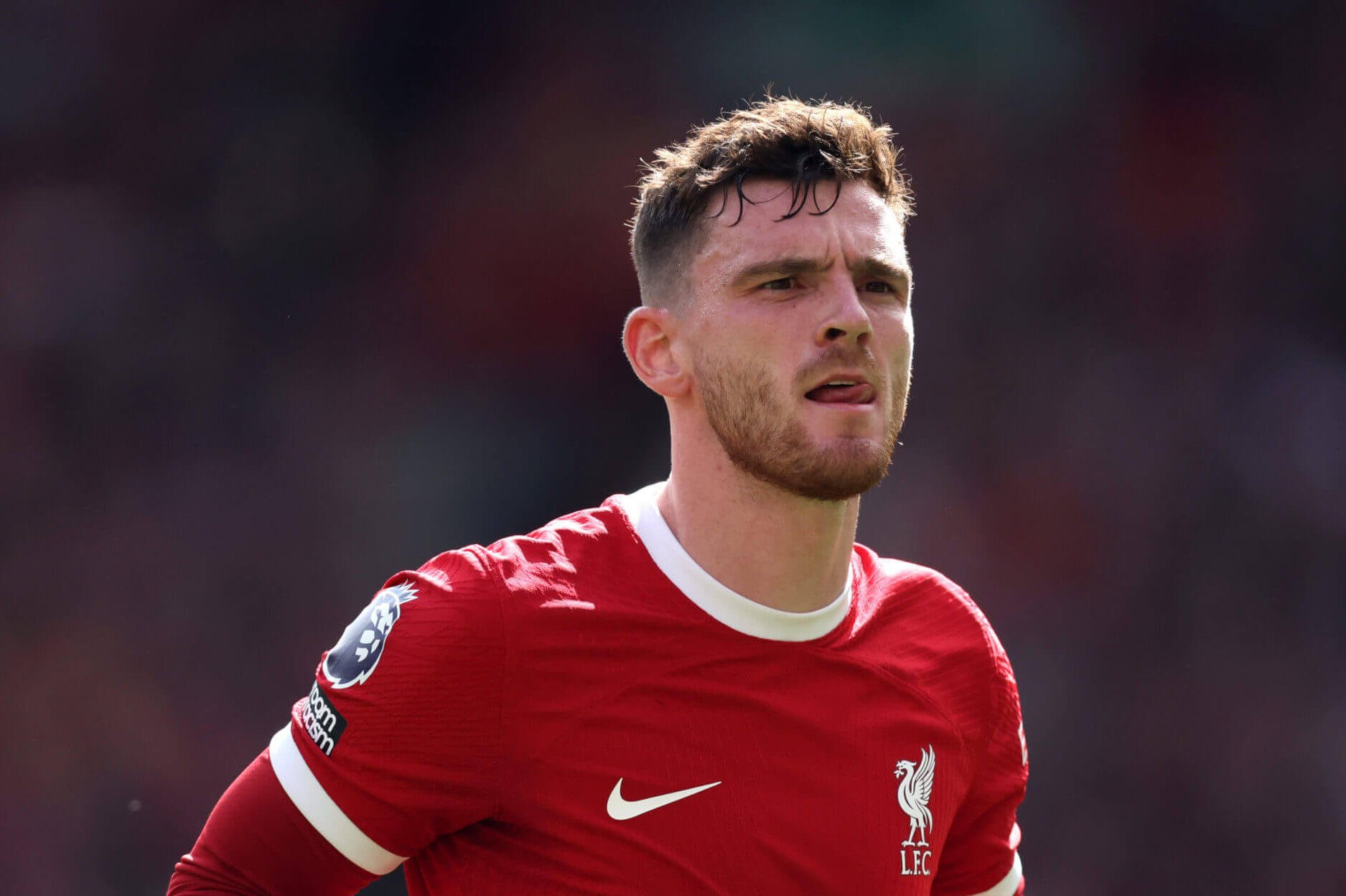 Liverpool defender Andrew Robertson has operation on shoulder injury