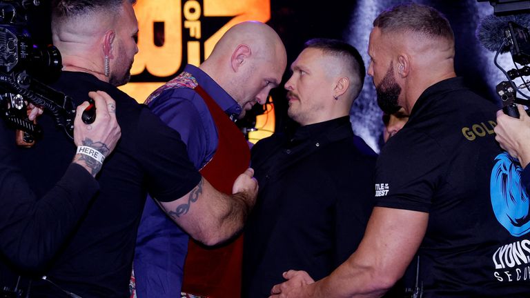 Tyson Fury v Oleksandr Usyk: Undisputed heavyweight fight set for 17 February in Saudi Arabia