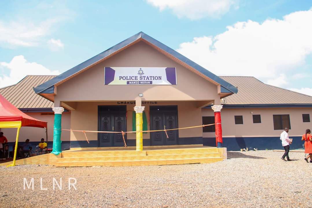 MINERALS DEVELOPMENT FUND CONSTRUCTS ULTRA-MODERN POLICE STATION FOR MANSO NKRAN COMMUNITY