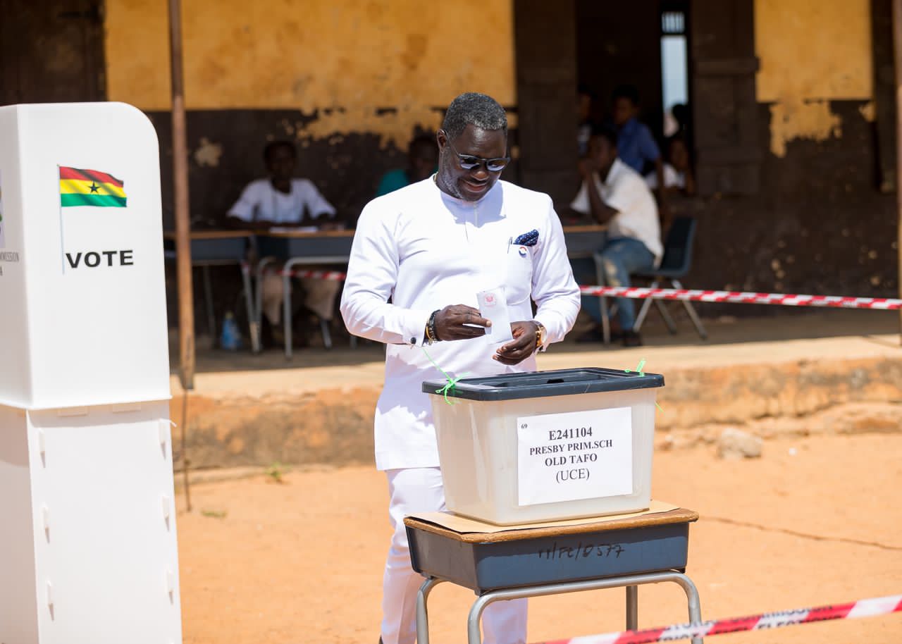 District Asembly Elections: Palgrave Boakye-Danquah Casts Ballot At Old Tafo