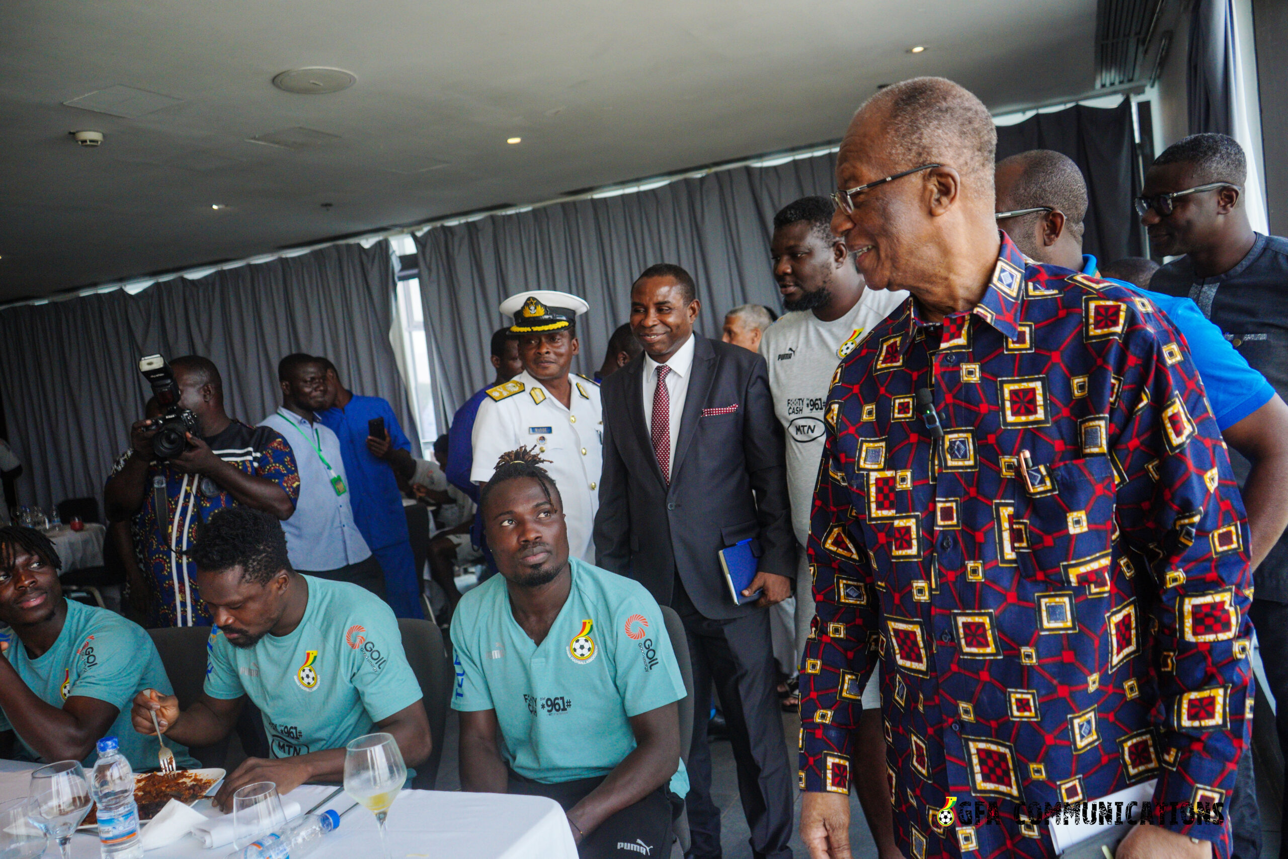 2023 AFCON: Ambassador to Cote D’Ivoire H.E Frederick Daniel Laryea visits Black Stars in Abidjan