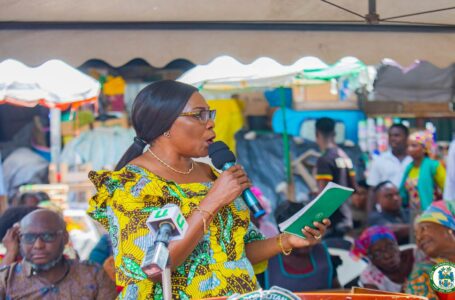 AMA commemorates International Mother Language Day with reading sessions at Makola Market