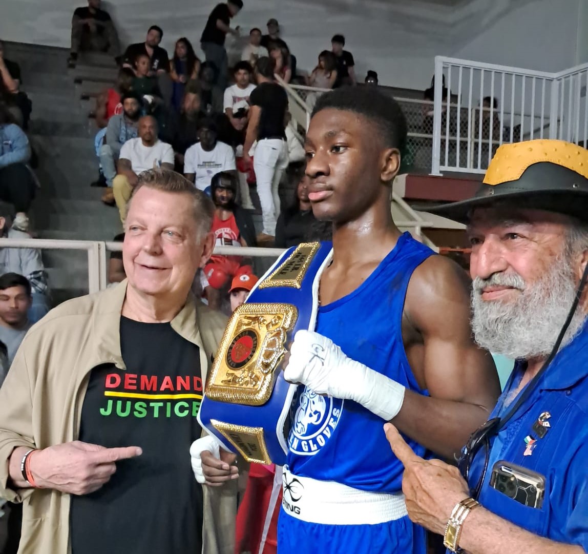 Joseph Awinongya Jr. clinches victory at Chicago Golden Gloves 2024