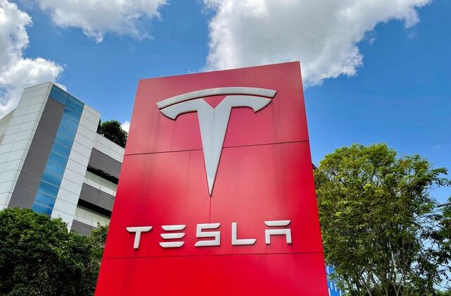 Tesla lays off more than 10% of its workforce