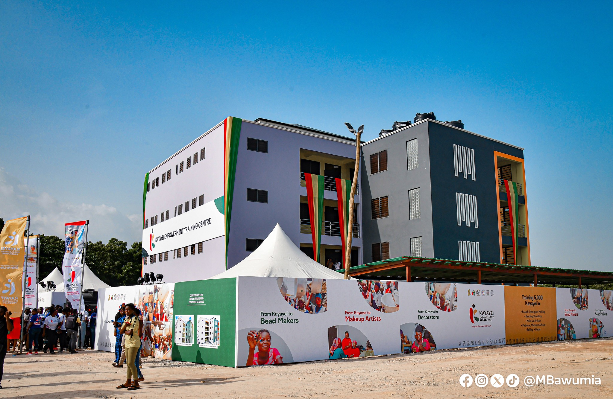 Vice President Bawumia commissions multi-purpose hostel facility and training centre for Kayayei