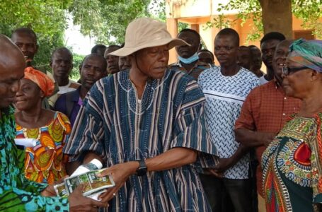 Abuakwa North MCE warns farmers not to sell donated Items