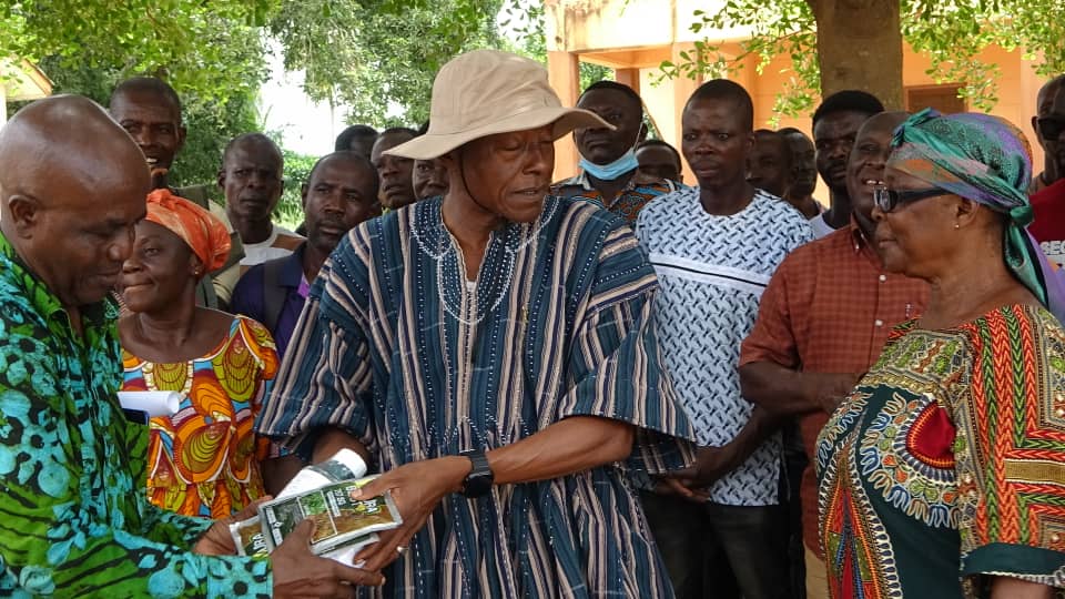 Abuakwa North MCE warns farmers not to sell donated Items