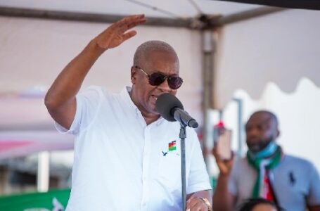 I’ll sack any appointee caught engaged in galamsey – Mahama