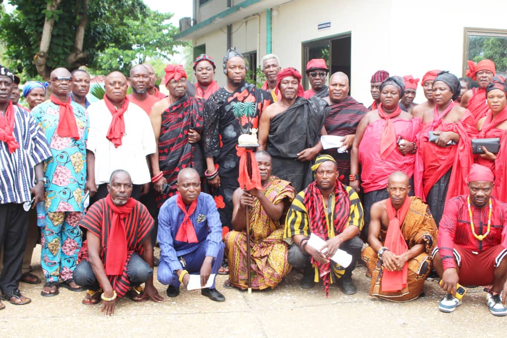 PARAMOUNT CHIEF OF SOMÈ CALLS ON AWOAMEFIA OF ANLO TO STAY AWAY FROM HIS TRADITIONAL AREA.